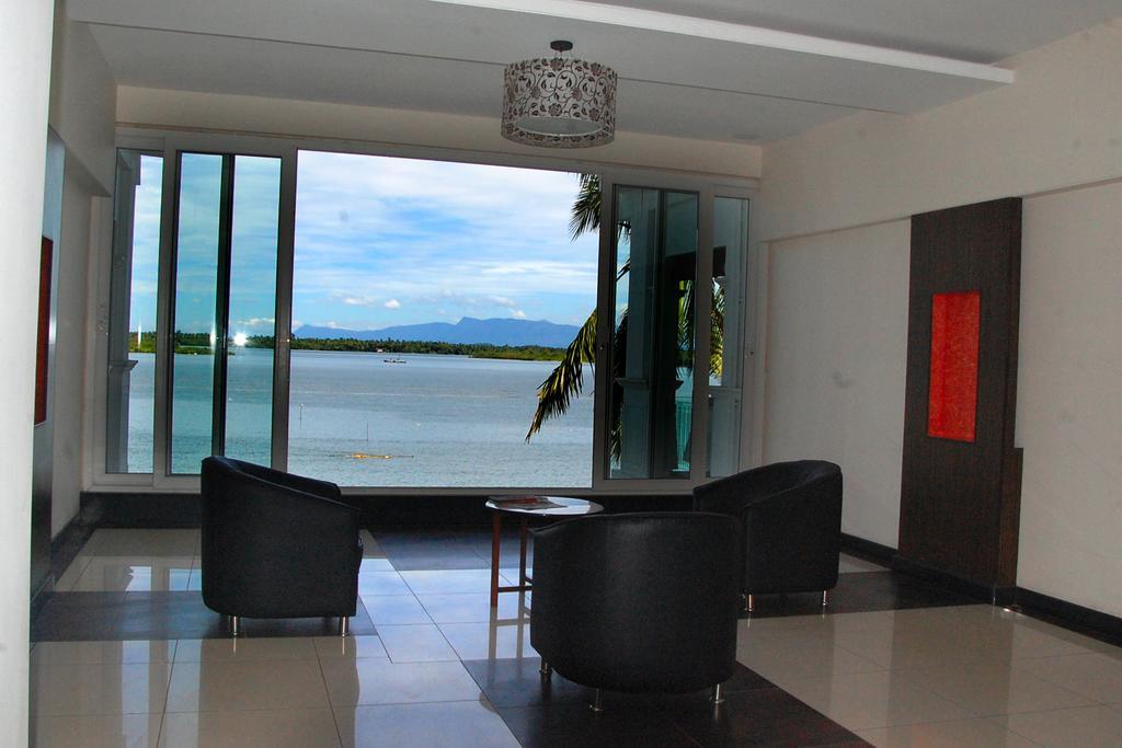 Blue Waters Hotel Кундапур Екстериор снимка